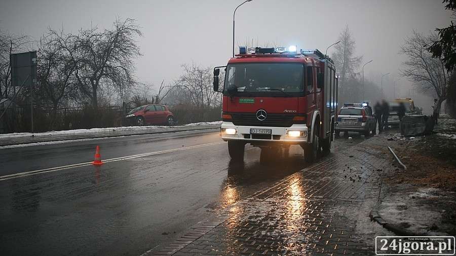 UWAGA kierowcy i piesi! Będzie bardzo ślisko!