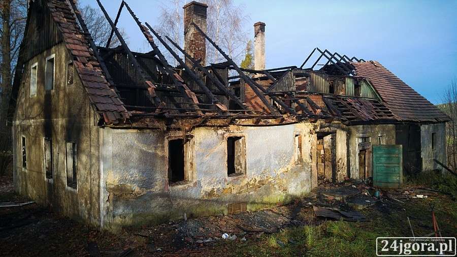 Śmierć w płomieniach. Nie żyje 65-letni mężczyzna