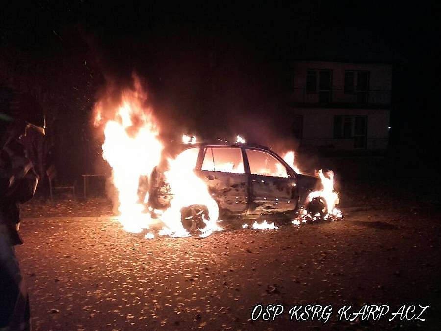 Kolejny podpalony samochód w Karpaczu