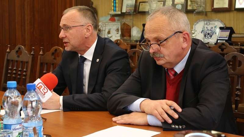 Absurdalny pomysł grupy jeleniogórskich radnych?