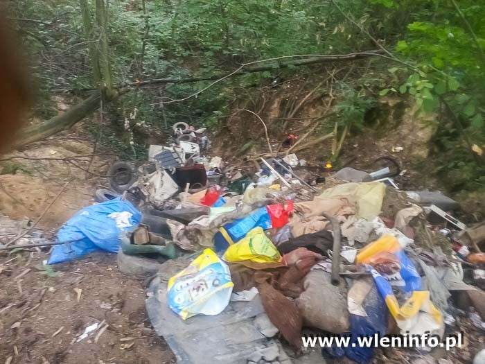 Sołectwo wiedziało o dzikim wysypisku śmieci