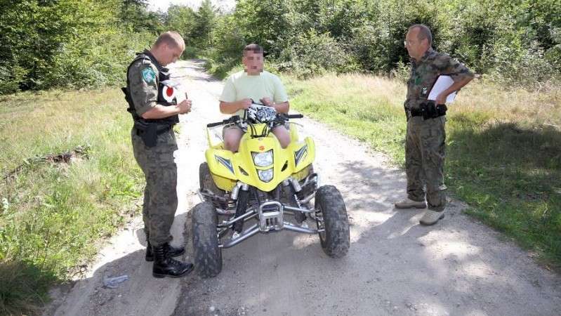 Kierowcy quadów dewastują lasy