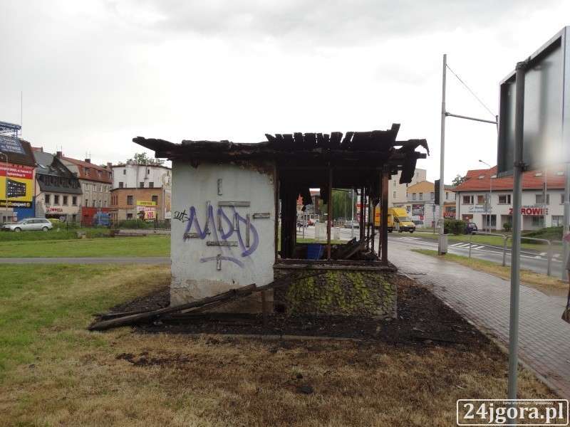 Szpecący kiosk został zburzony