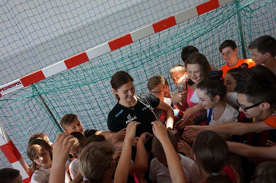 Gwiazda reprezentacji Polski odwiedziła uczniów Zespołu Szkół w Karpaczu