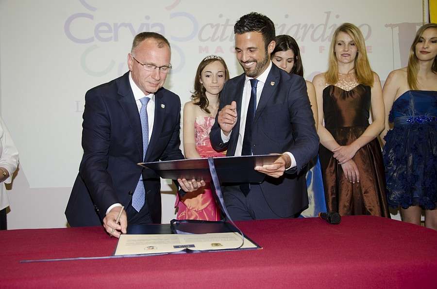 Jelenia Góra i Cervia odnawiają umowę partnerską.