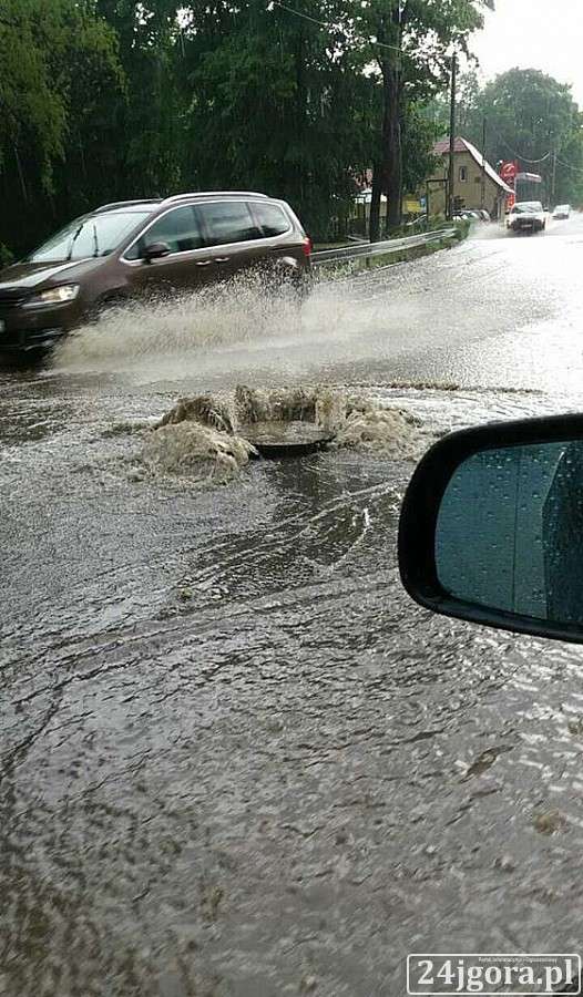 Pada ! Wczoraj Szklarska Poręba, dziś Świeradów-Zdrój