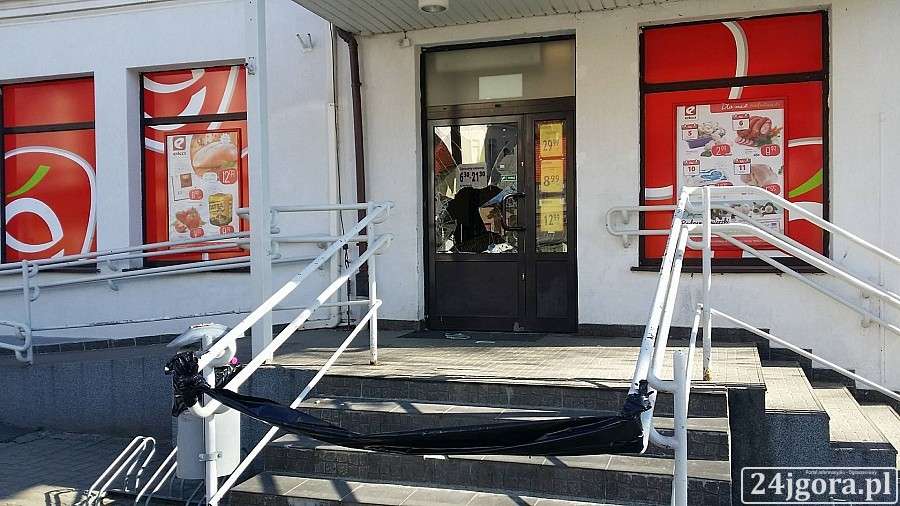 Włamanie do sklepu w Piechowicach