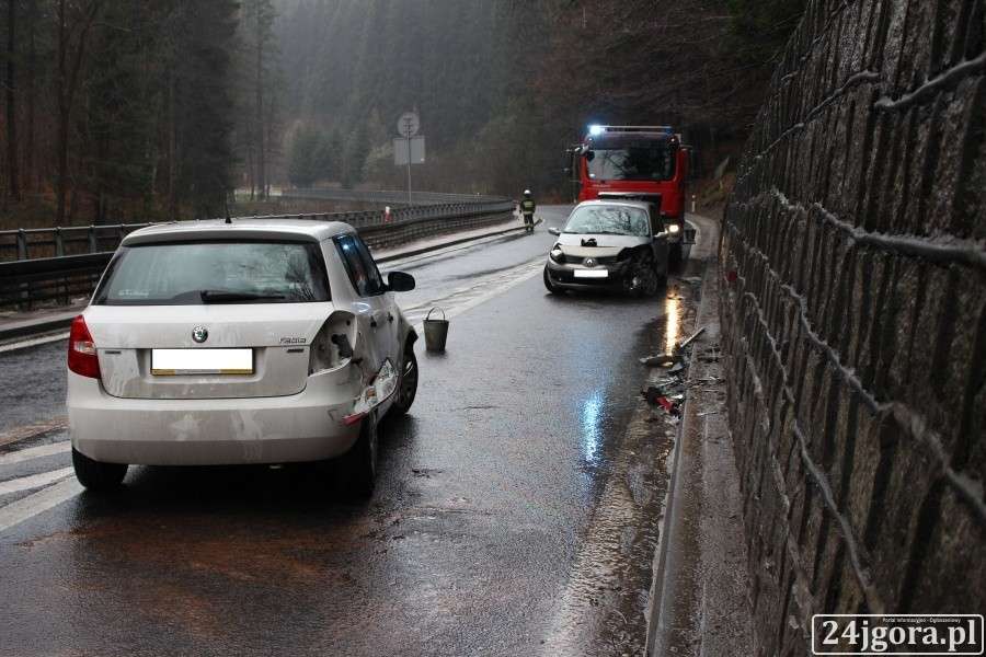 Renault i Skoda uderzają w mur oporowy