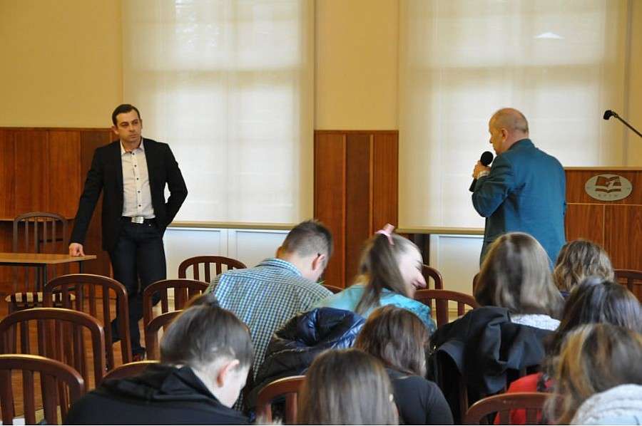 Studenci KPSW poznali cenne wskazówki dotyczące ścieżki zawodowej
