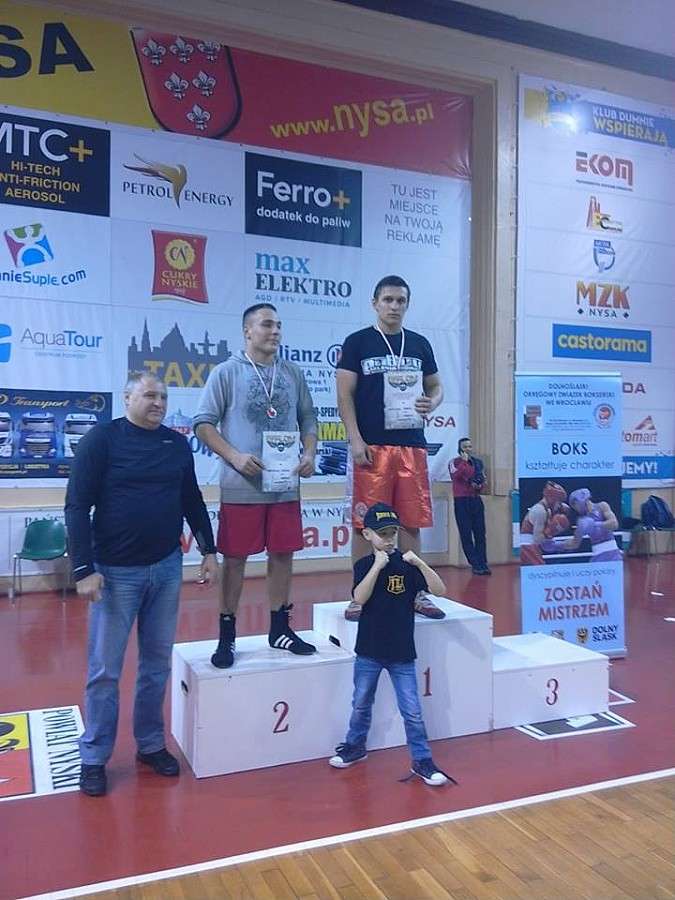 Cztery medale pięściarzy Red Fighters !