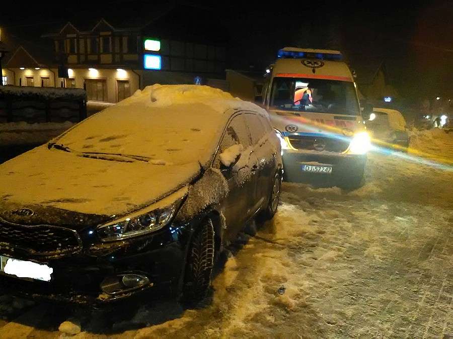 Karpacz :Audi wjechało w zaparkowane samochody