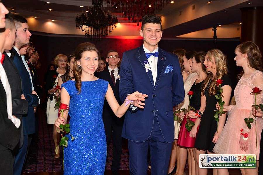 POLONEZA CZAS ZACZĄĆ... TAK BAWILI SIĘ W HOTELU GOŁĘBIEWSKIM