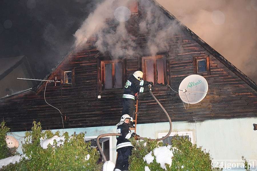 Pożar domu w Szklarskiej Porębie