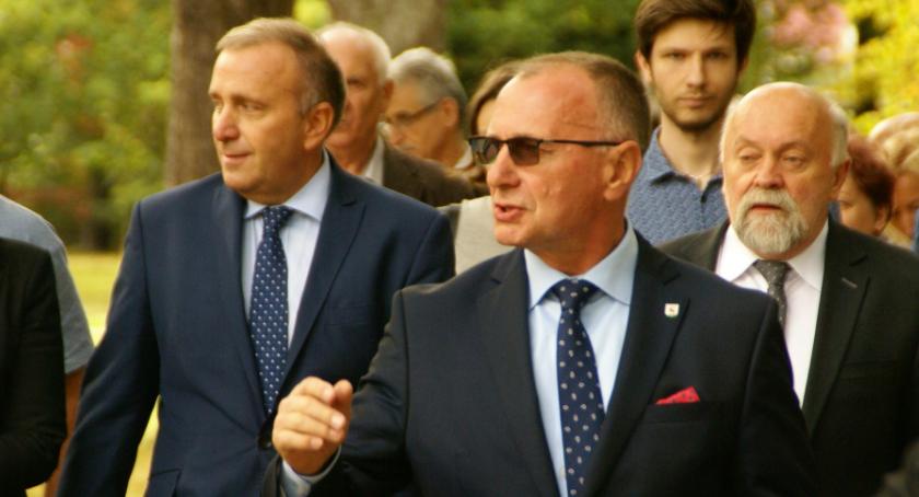 Jerzy Łużniak deklaruje współpracę z JES