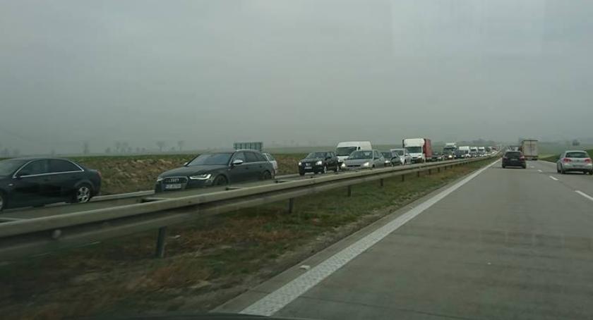 Uwaga! A4 w kierunku Jeleniej Góry zablokowana!