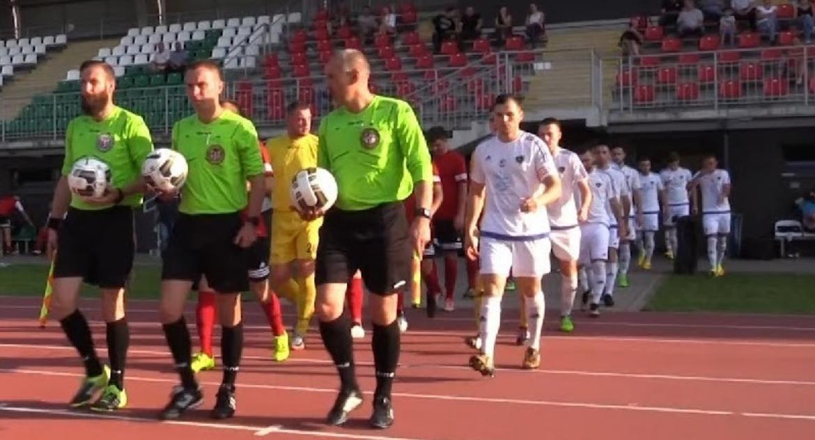 Ostatni mecz Karkonoszy na własnym stadionie