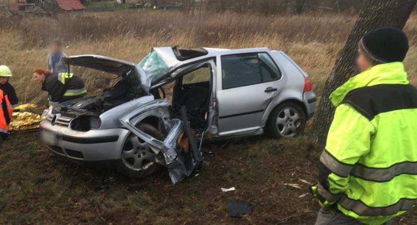 Wypadek na DK3. Dwie osoby w szpitalu.