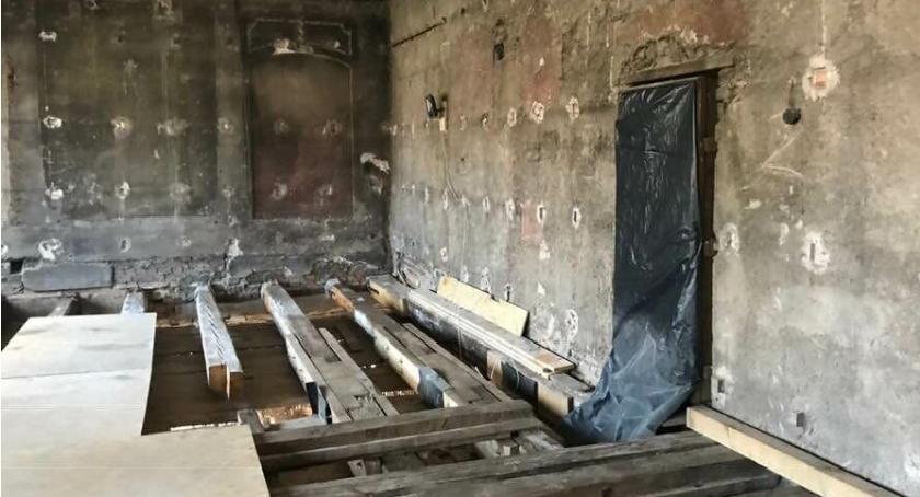 Na jakim etapie jest remont Ratusza?