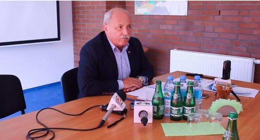 Wodnik będzie musiał kupić 4 samochody elektryczne