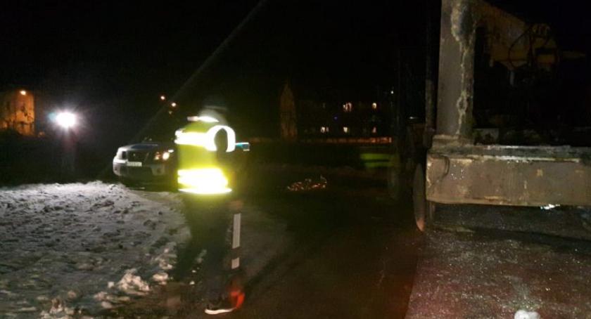 Marciszów - 47-letni mężczyzna zginął pod kołami samochodu ciężarowego