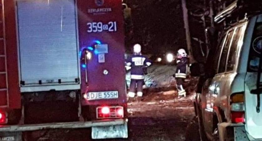 Drzewo spadło na Zakręt Śmierci