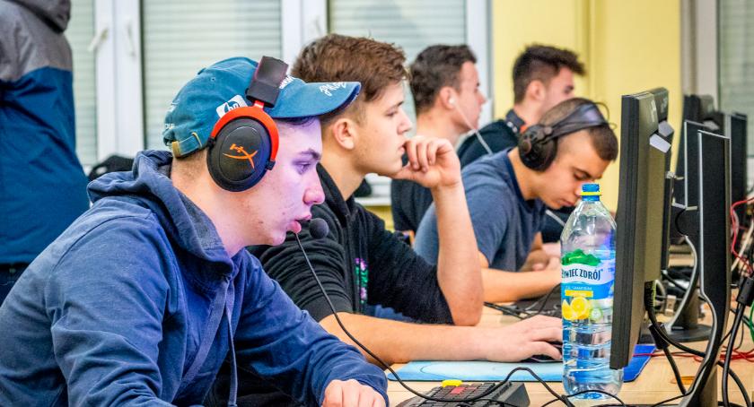 Piechowice - Turniej CS:GO przyciągnął graczy z całej Polski