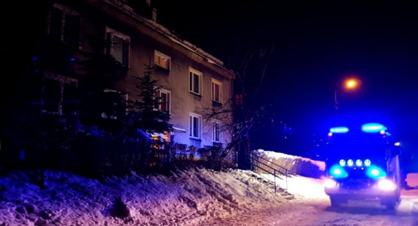 Czujnik czadu zaalarmował sąsiadów