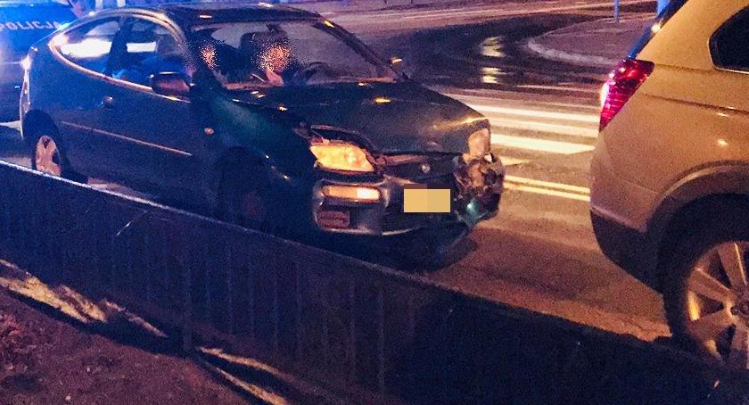 Wjechał pod prąd i doprowadził do zderzenia