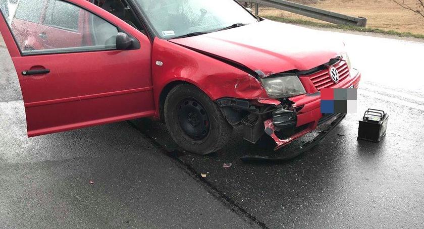 Cztery samochody zderzyły się na drodze z Jeleniej Góry do Karpacza