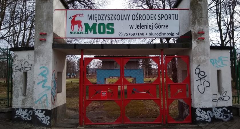 Rozpoczyna się remont stadionu przy Lubańskiej