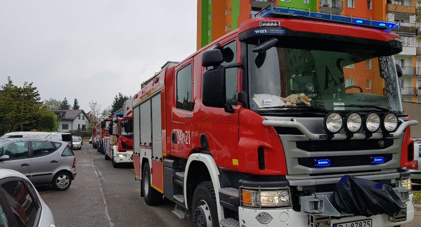 Jelenia Góra - Wybuch i ulatniający się gaz przy Działkowicza