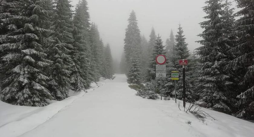 Zima w środku maja. Śnieg przykrył Karkonosze