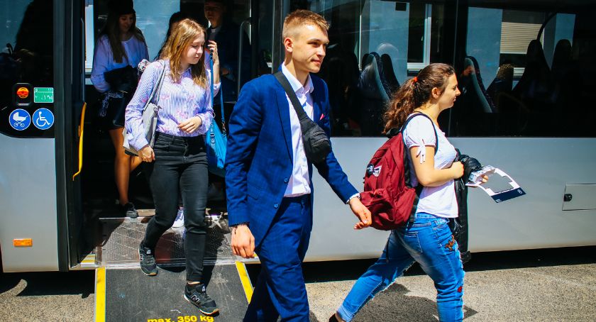 Mieszkańcy przetestowali autobus elektryczny