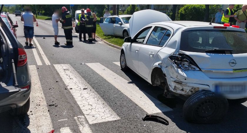 Zderzenie na ul. Ogińskiego. Droga zablokowana