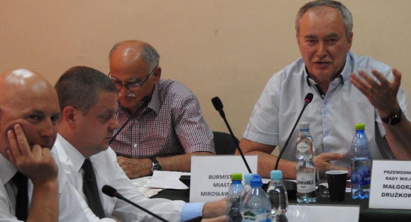 Burmistrz Szklarskiej Poręby z absolutorium ale bez wotum zaufania