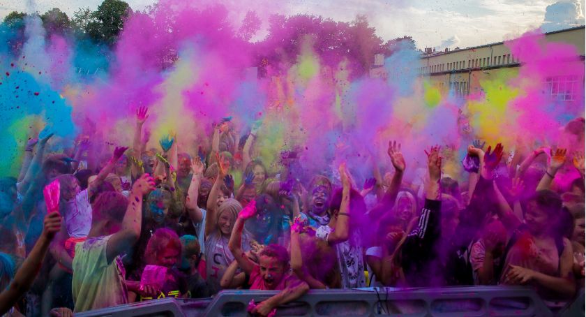 Festiwal kolorów w Parku Sportowym Złotnicza