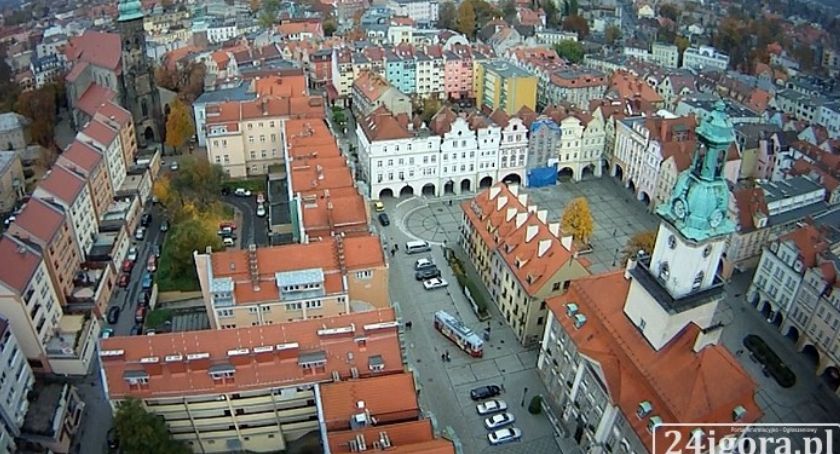 Co z porzuconymi samochodami?