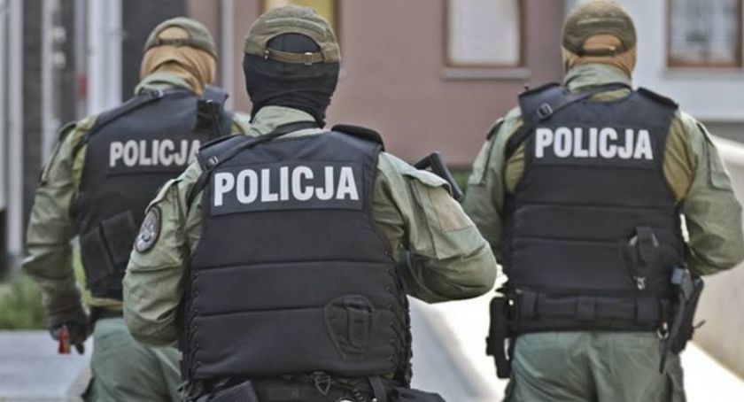 Byli funkcjonariusze policji zamieszani w handel narkotykami