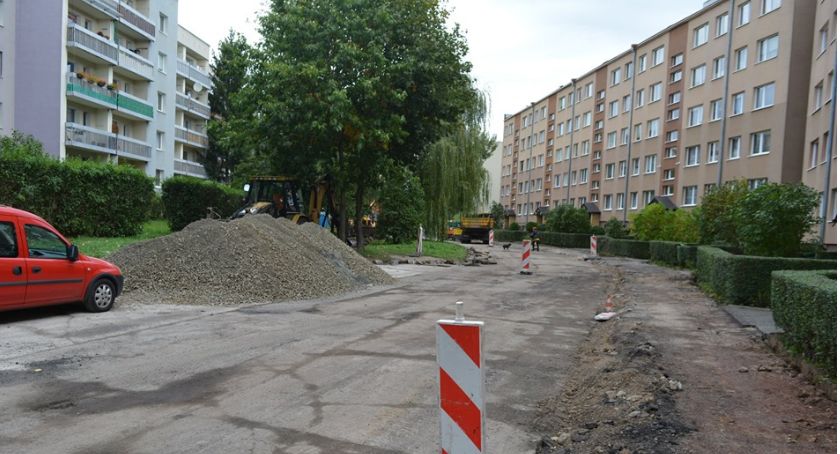 Trwają remonty dróg w Jeleniej Górze. Na jakim są etapie?