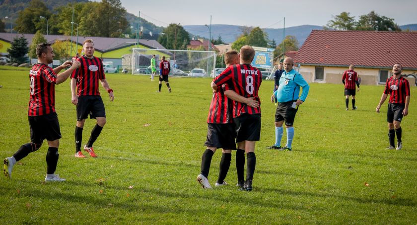 Gminne derby dla Mitexu