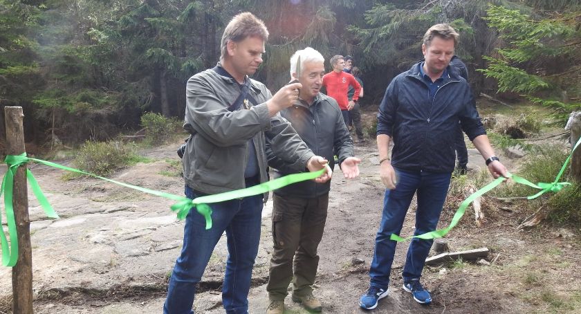 Szlak zielony od Pielgrzymów do schroniska Odrodzenie został oficjalnie otwarty
