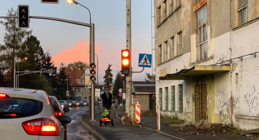 Nowy system sterowania ruchem na skrzyżowaniu ulic Wolności z Marcinkowskiego