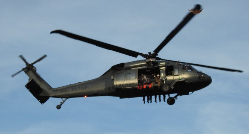 W Piechowicach lądował śmigłowiec Black Hawk