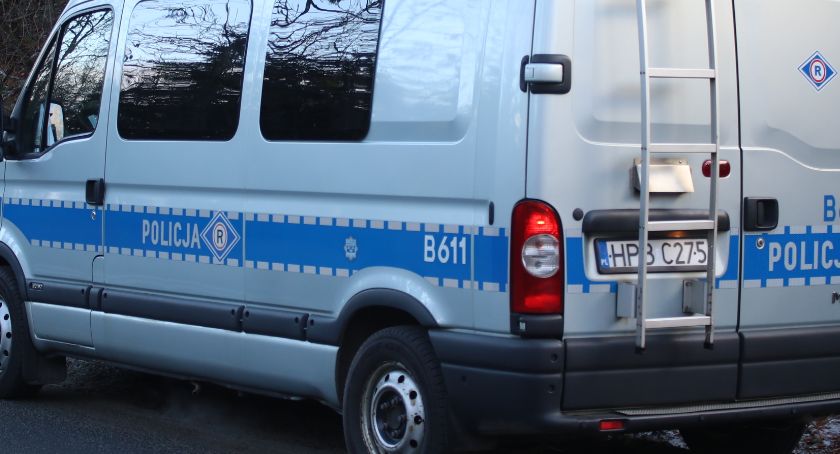 Policjanci prowadzą działania pod kryptonimem „łyse opony to śmierć”.