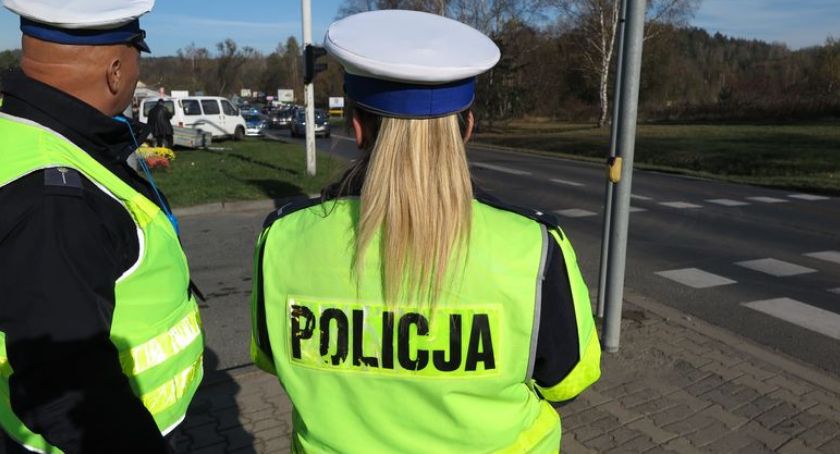 Na naszych drogach doszło do 25 kolizji, 5 kierowców straciło prawo jazdy - bilans akcji Znicz