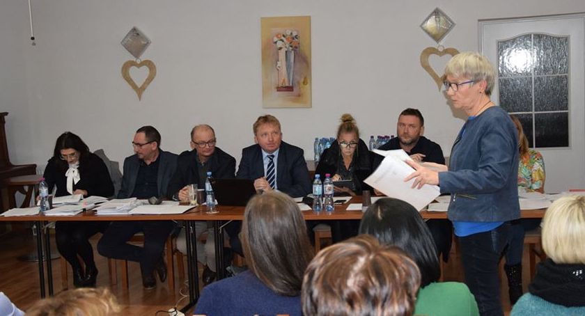 Szkoła w Sosnówce jednak do likwidacji ?