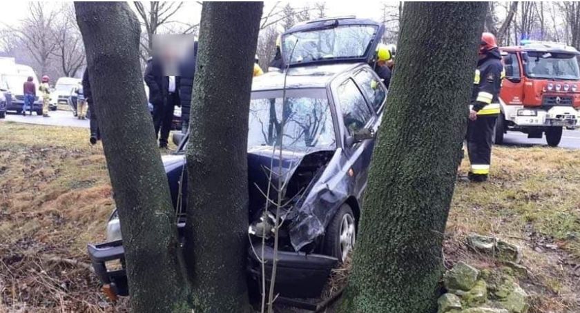 Bolków : Pijany kierowca spowodował wypadek. Wśród poszkodowanych kobieta w ciąży i dwójka dzieci.