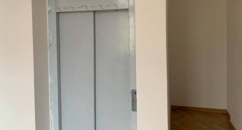 Ostatnie prace w jeleniogórskim ratuszu