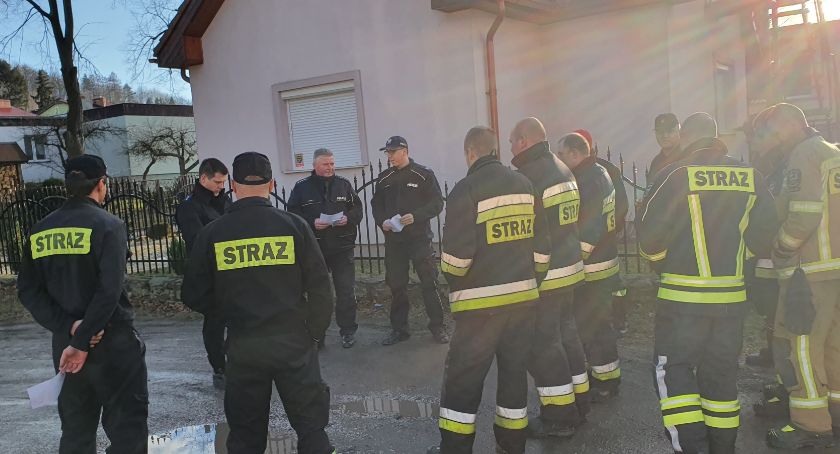 Jelenia Góra : Policja poszukiwała trzech zaginionych dziewczynek.