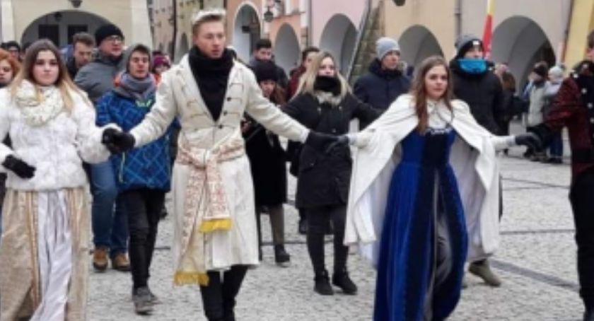 Polonez maturzystów 